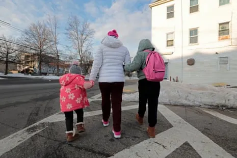 Judges Rule Opposing White House on Deporting Central American Children and Venezuelan Nationals